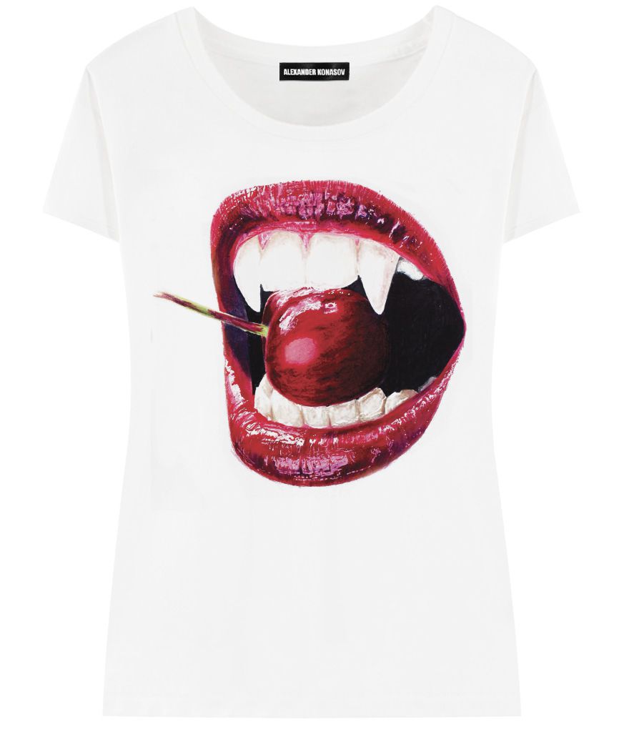 Женская футболка Vampire | Фото №1